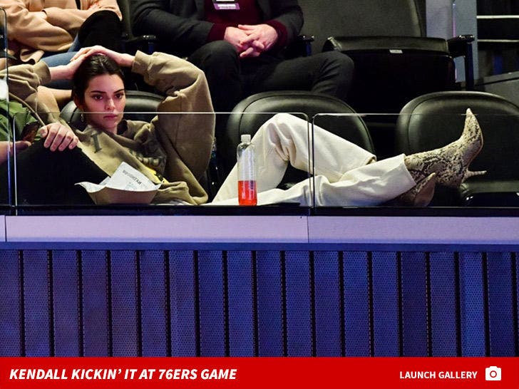 Kendall Jenners Ice Skating Date With Ben Simmons In