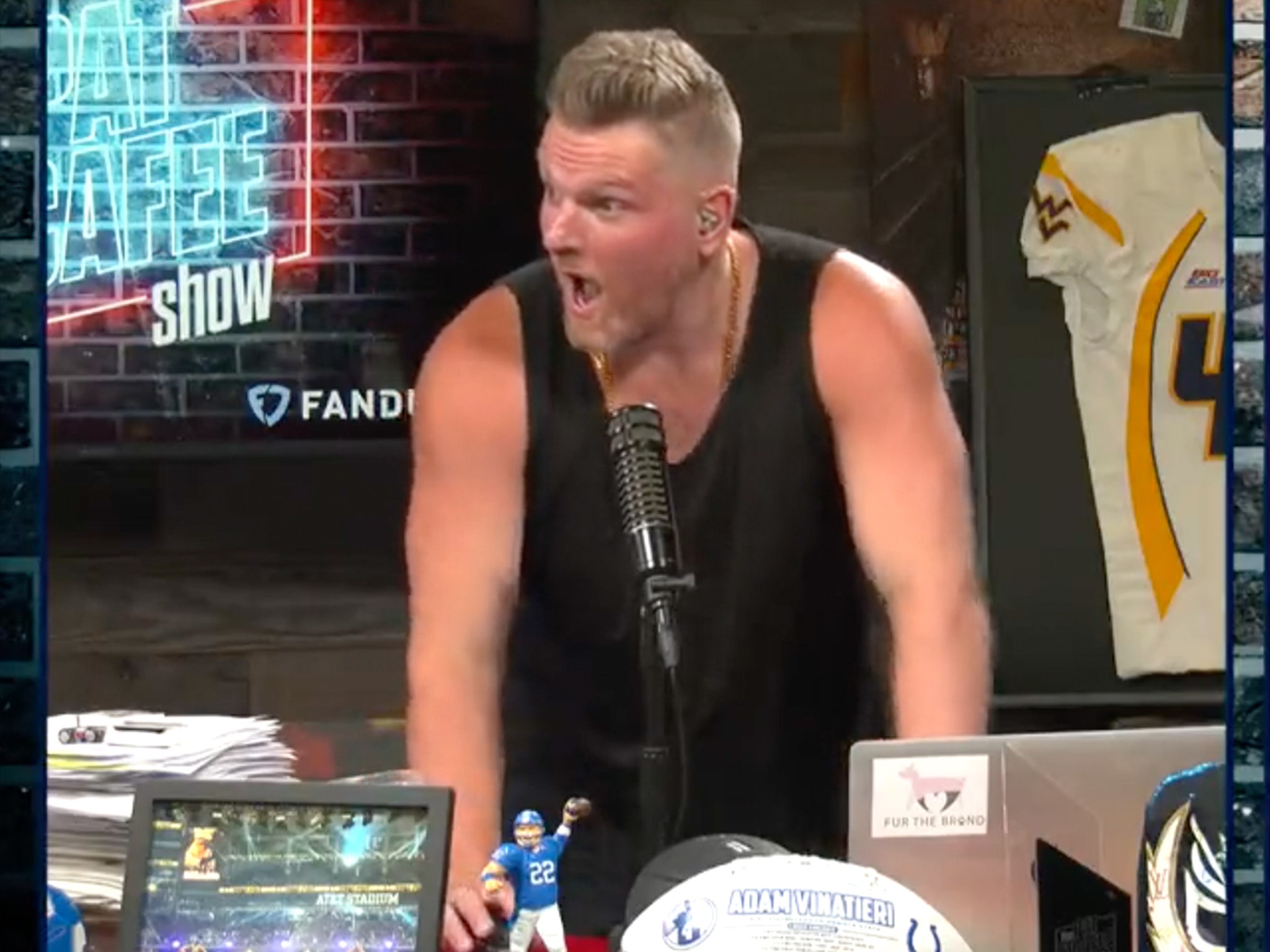 Pat McAfee on Twitter: That shirt is AWESOME @BostonConnr