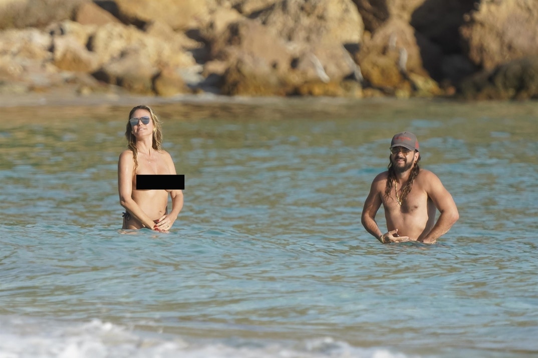 Heidi Klum and Tom Kaulitz Saline Beach 9