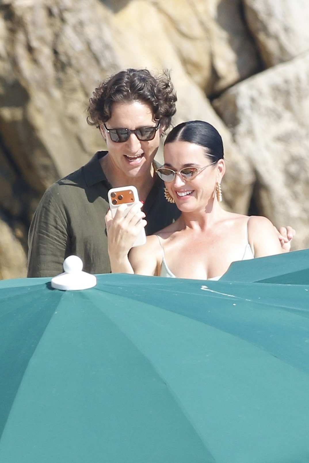 Katy Perry Justin Trudeau South Of France 3