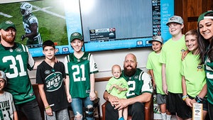 WWE's Big Show Hits NY Jets Game, Helps Kids Fight Cancer