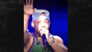 Ja Rule Performs at Bucks Halftime Show and No One Cared