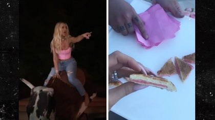 From grilled cheese to donuts ... it was all pink all the time at Khloe's 35th bday shindig Thursday night. Kim, Kylie, Kourtney and Kendall, of course, were all front and center ... as was Sofia Richie.