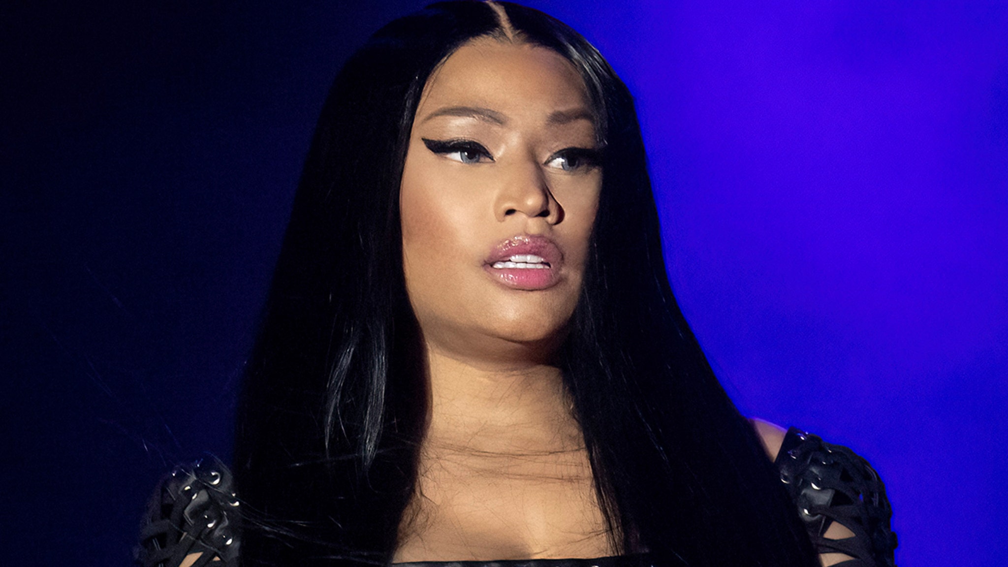 Nicki Minaj Sued For Allegedly Damaging Borrowed Jewelry, She Denies It #NickiMinaj