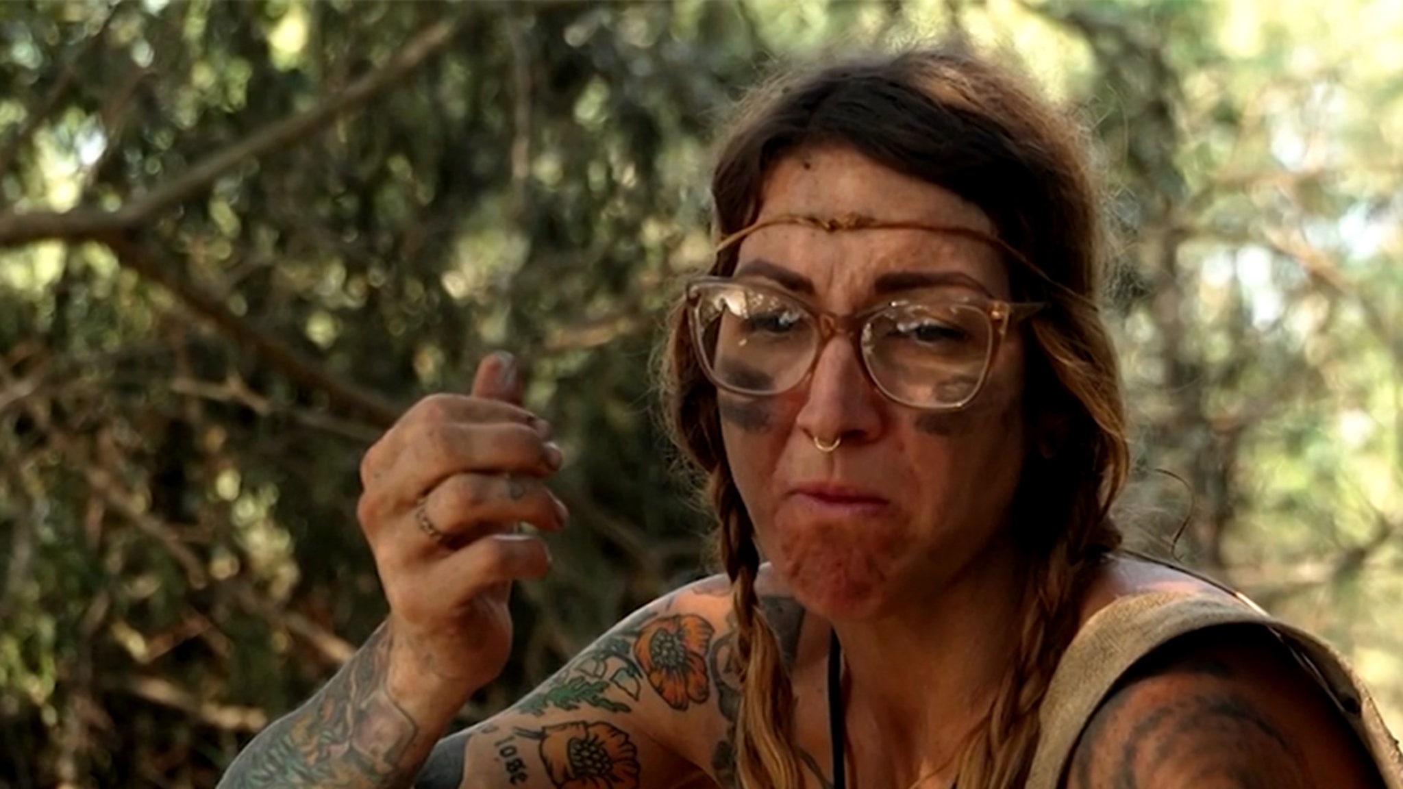 ‘Naked and Afraid’ Contestant Eats Blood-Bloated Leeches, Full Survival Mode