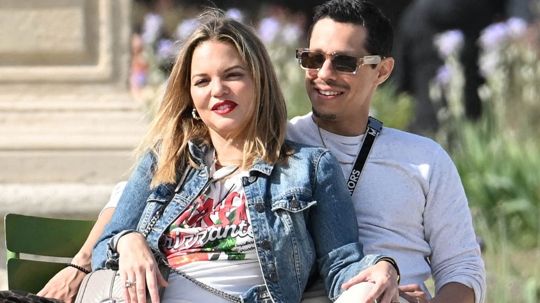 0422-David-Del-Rio-Wife-In-Paris-PRIMARY