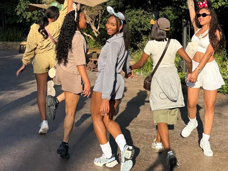 0604-Normion-Freinds-Disneyland-Sub