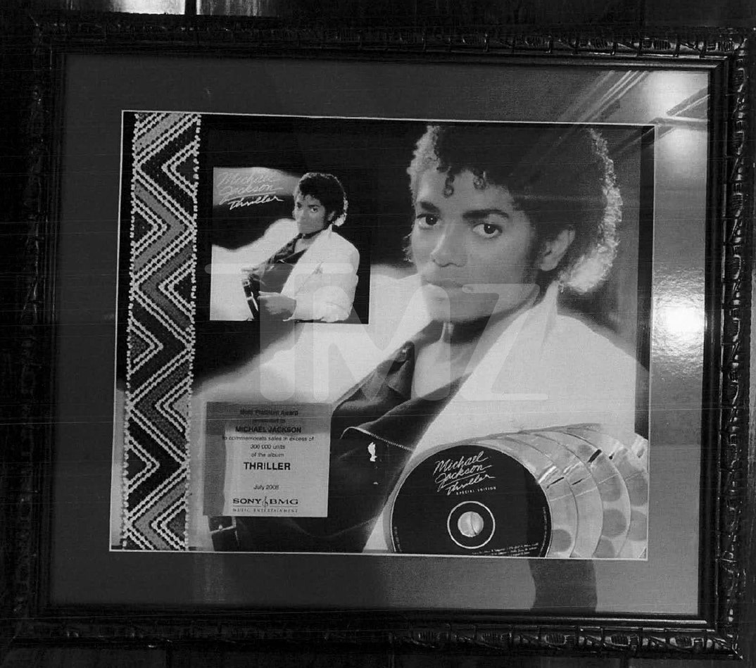 Michael Jackson Auction Rakes in $2 Million –