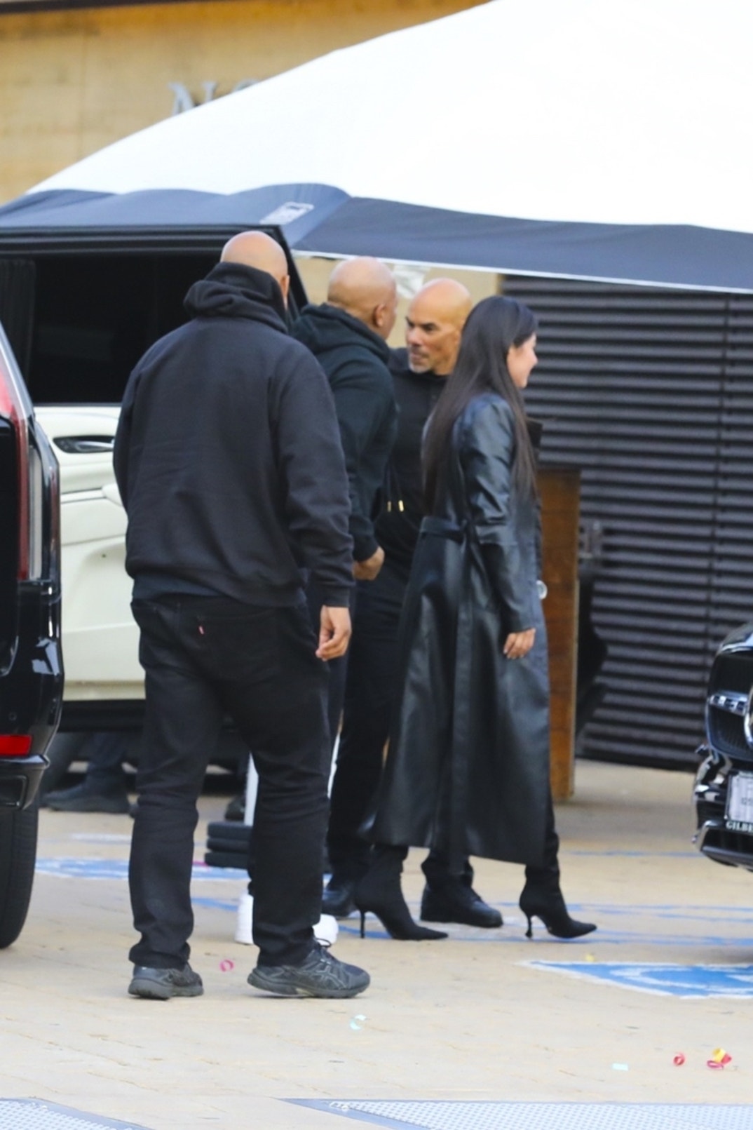 Dr Dre Michelle The Valley Holding Hands 4