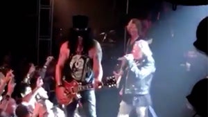 Guns N' Roses -- You Know Where You Are??!! Axl's Still Got It ... (VIDEO)
