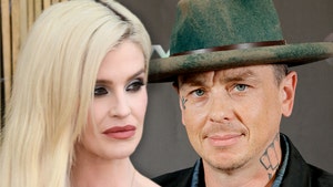 kelly-osbourne-Sid-Wilson-main-getty-1