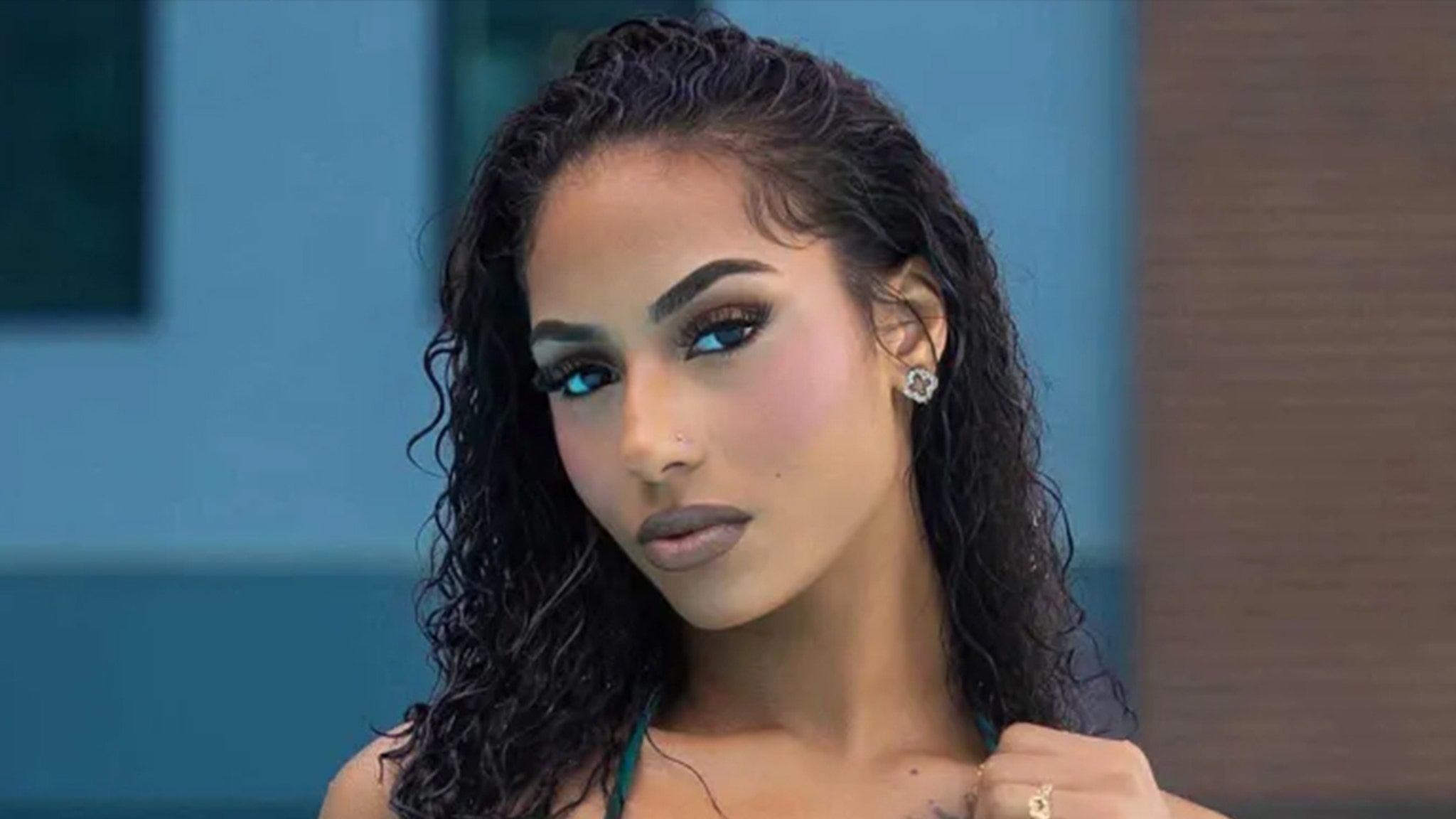 Tragic End: Influencer Ayzia J Dies in Horrific Car Crash