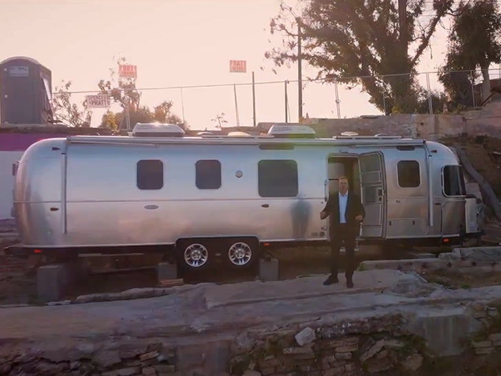 sub-spencer-pratt-trailer-X-@spencerpratt-1