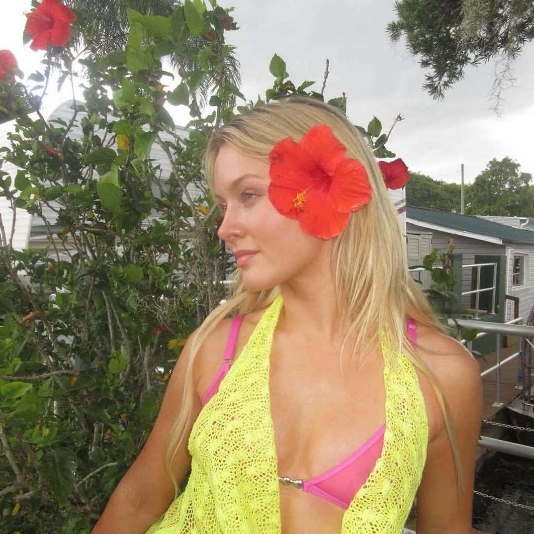 Zara Larsson Hot Shots 2