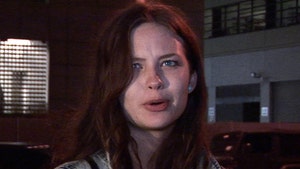 1128-daveigh-chase-tmz-01