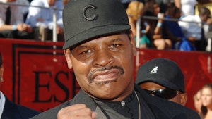 Leon Spinks Diagnosed with Prostate Cancer, Showing Signs of Improvement
