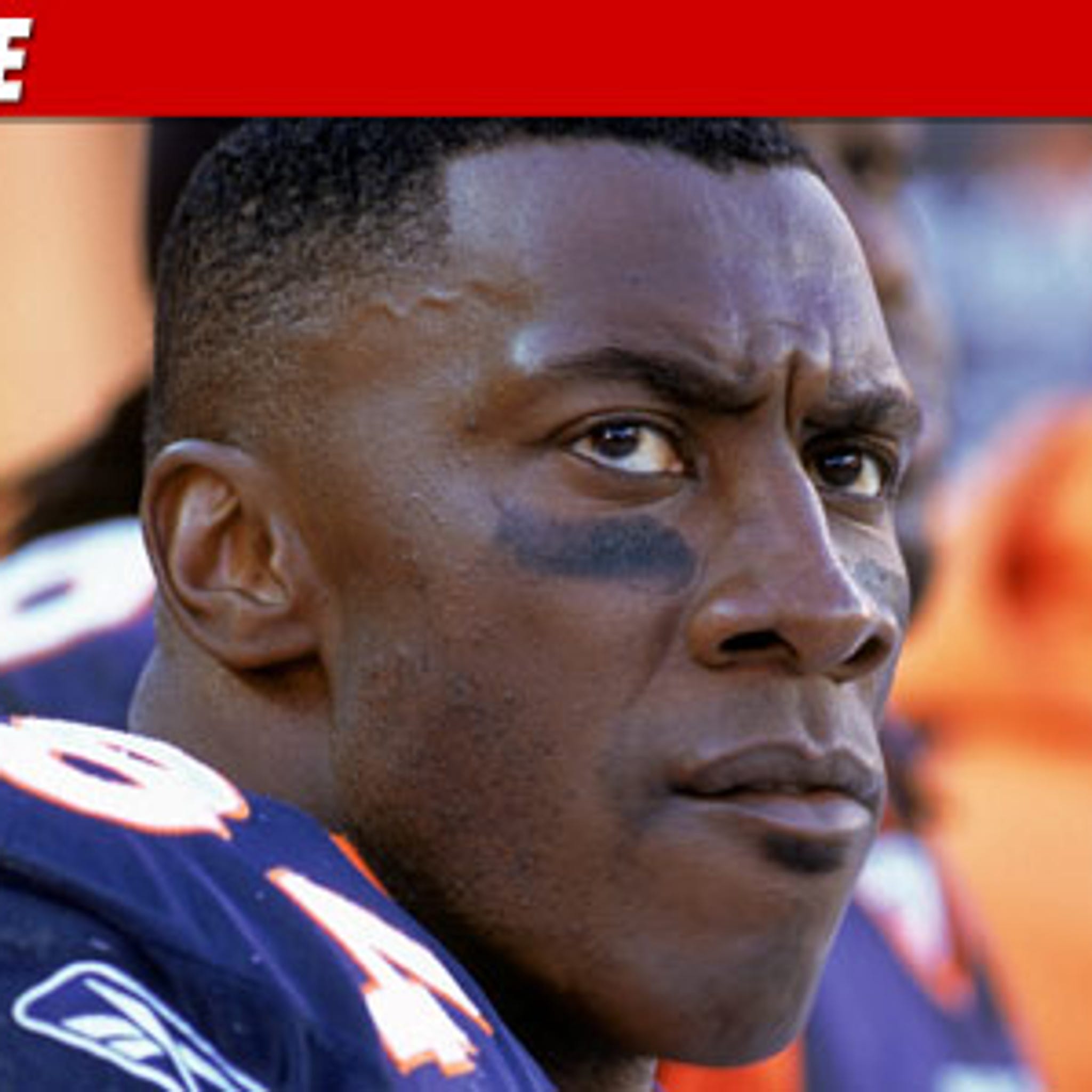 Former NFL Star Shannon Sharpe s Accuser We Dated for Years