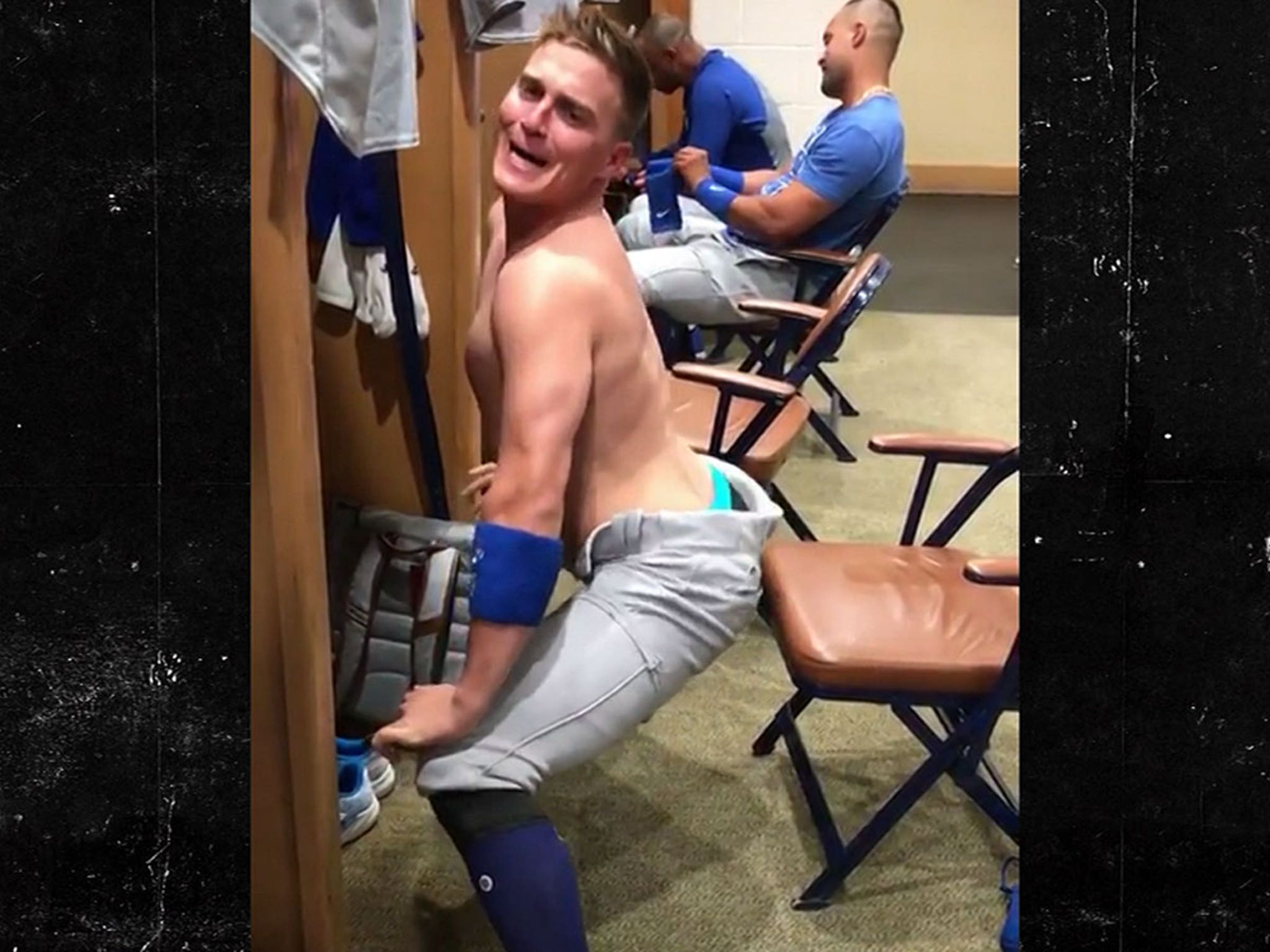 MLB Players Weekend: Kiké Hernandez talks nicknames and playing shirtless 