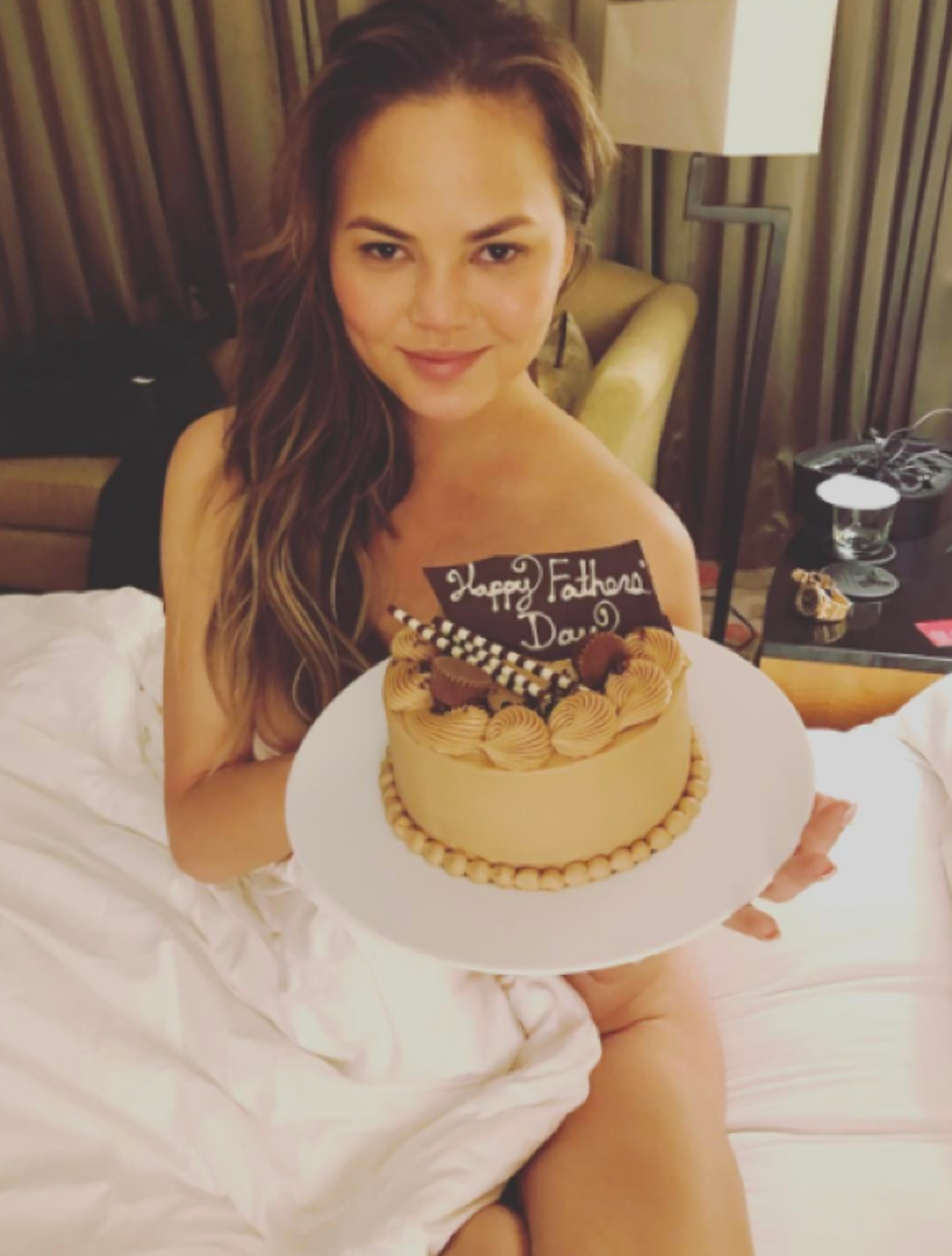 0807_chrissy_teigan_hot_photos3