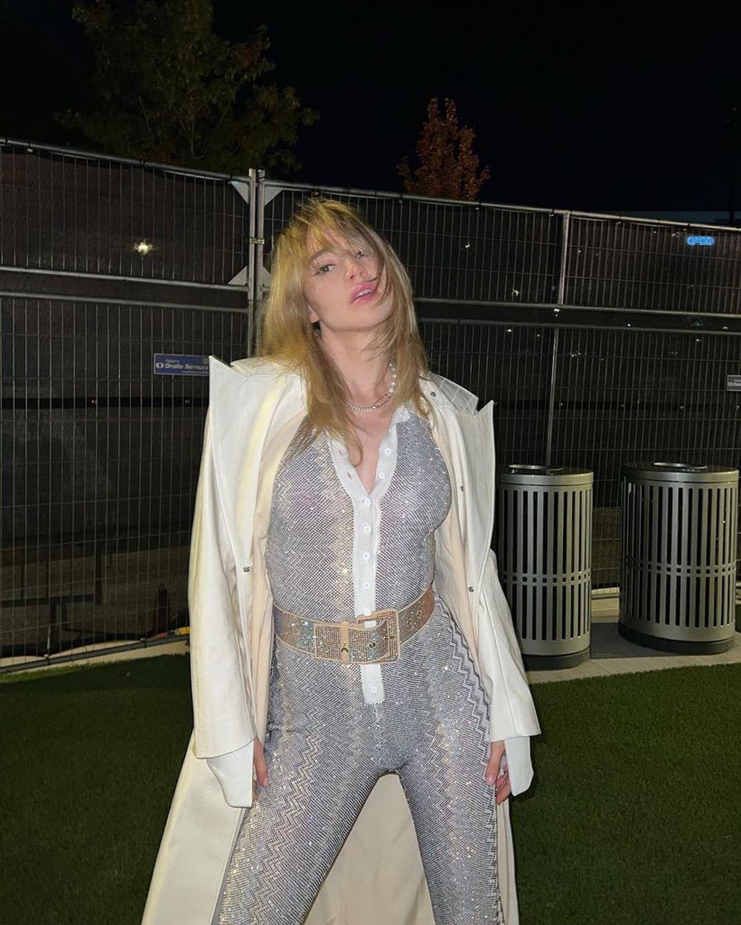 0702 Suki Waterhouse Hot Shots 8