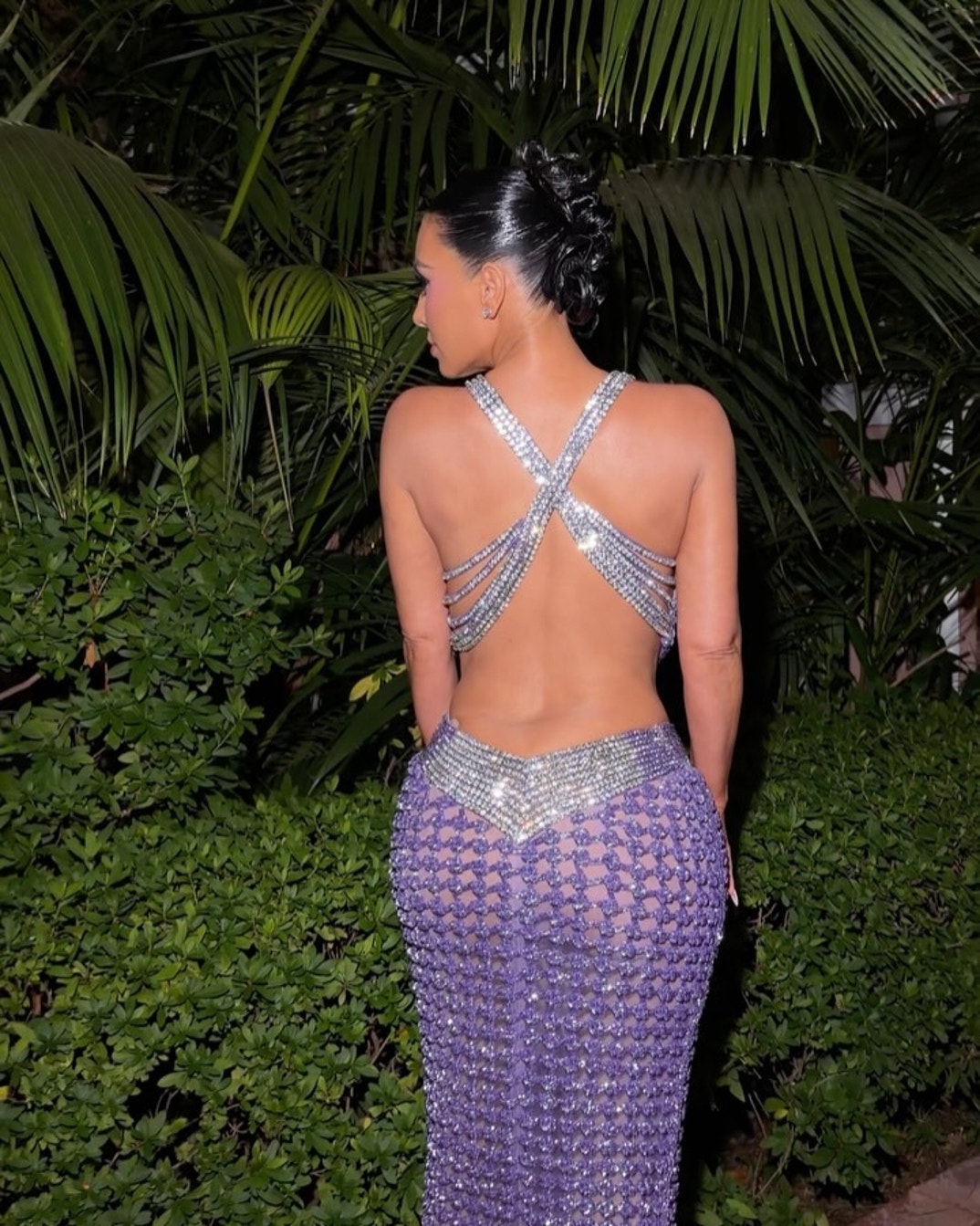 Kim Kardashian James Bondb8