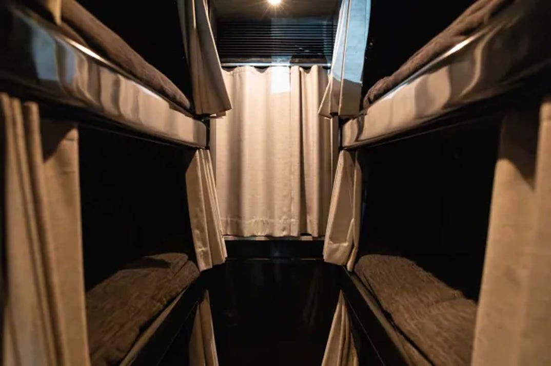 1998_prevost_marathon-xl_153-74081