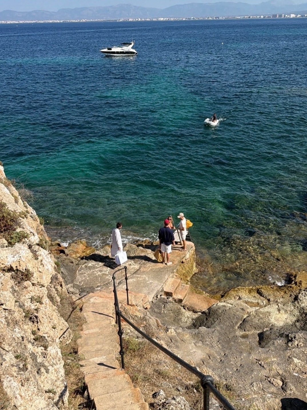 0806 Kristin Cavallari Mallorca 15