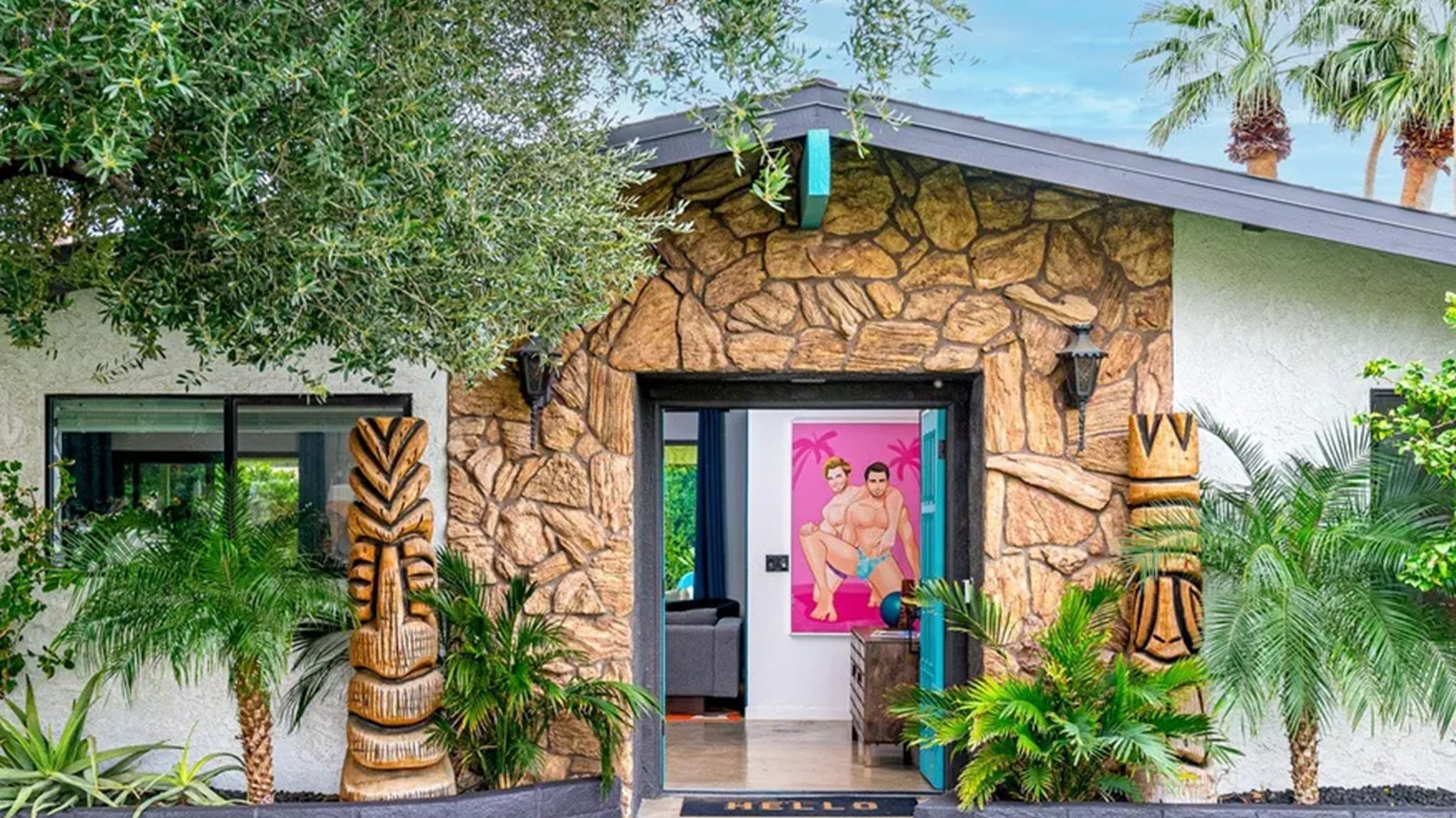 Mean Girls star Jonathan Bennett sells fun house in Palm Springs