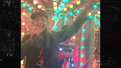 122525_lukas_haas_kal