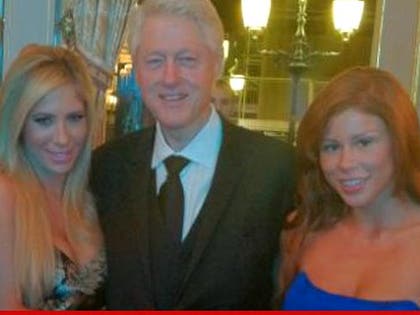 0523_bill_clinton_avn_stars_2