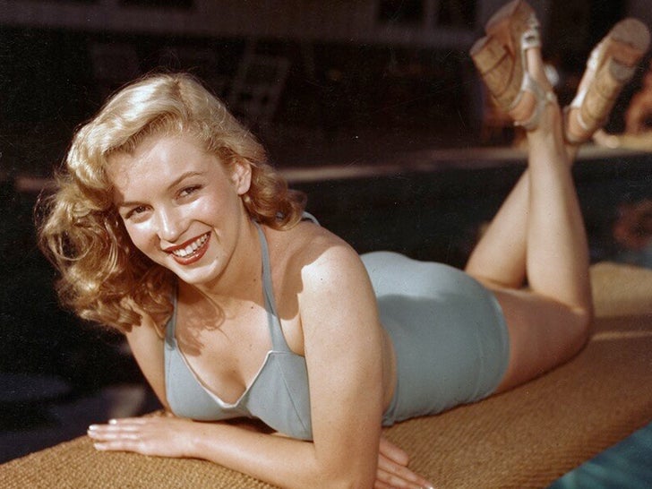 Marilyn Monroe Wore No Underwear for President Kennedy Serenade - News18