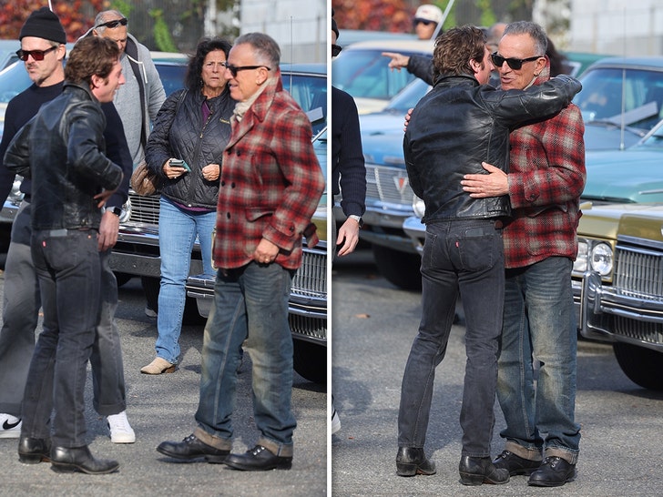 Bruce Springsteen Visits Jeremy Allen White on ‘Deliver Me From Nowhere’ Set