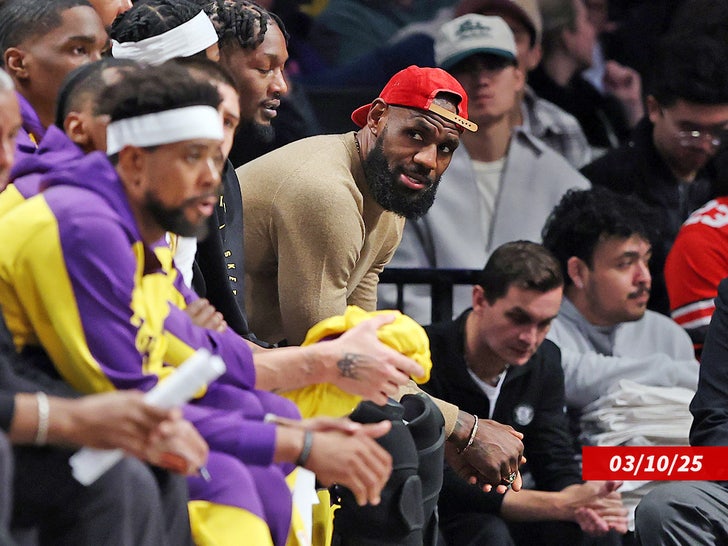 lebron james injury sub getty swipe