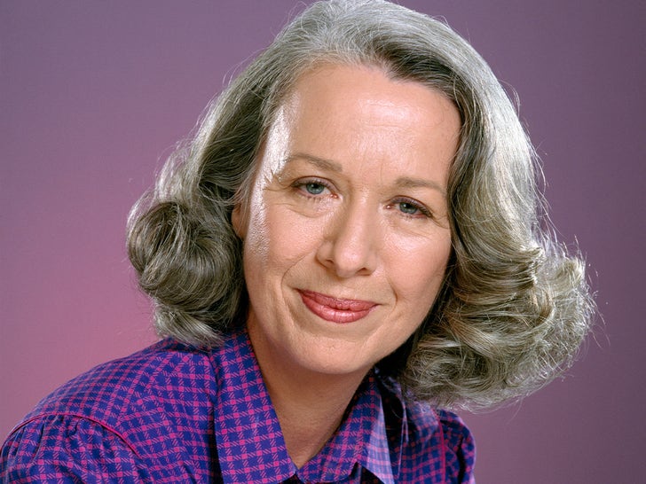 Remembering Polly Holiday