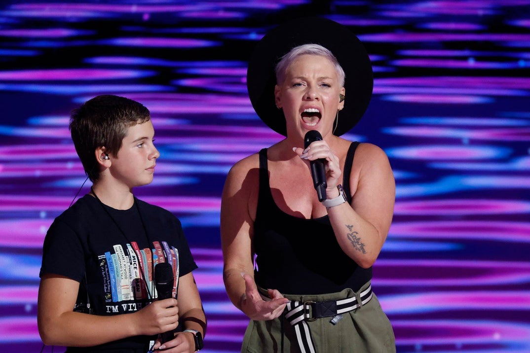 P!nk Performance Pics 10