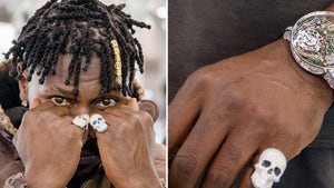 Antonio Brown Cops Iced-Out Skull Rings, Diamond Earrings In ATL Shopping Spree