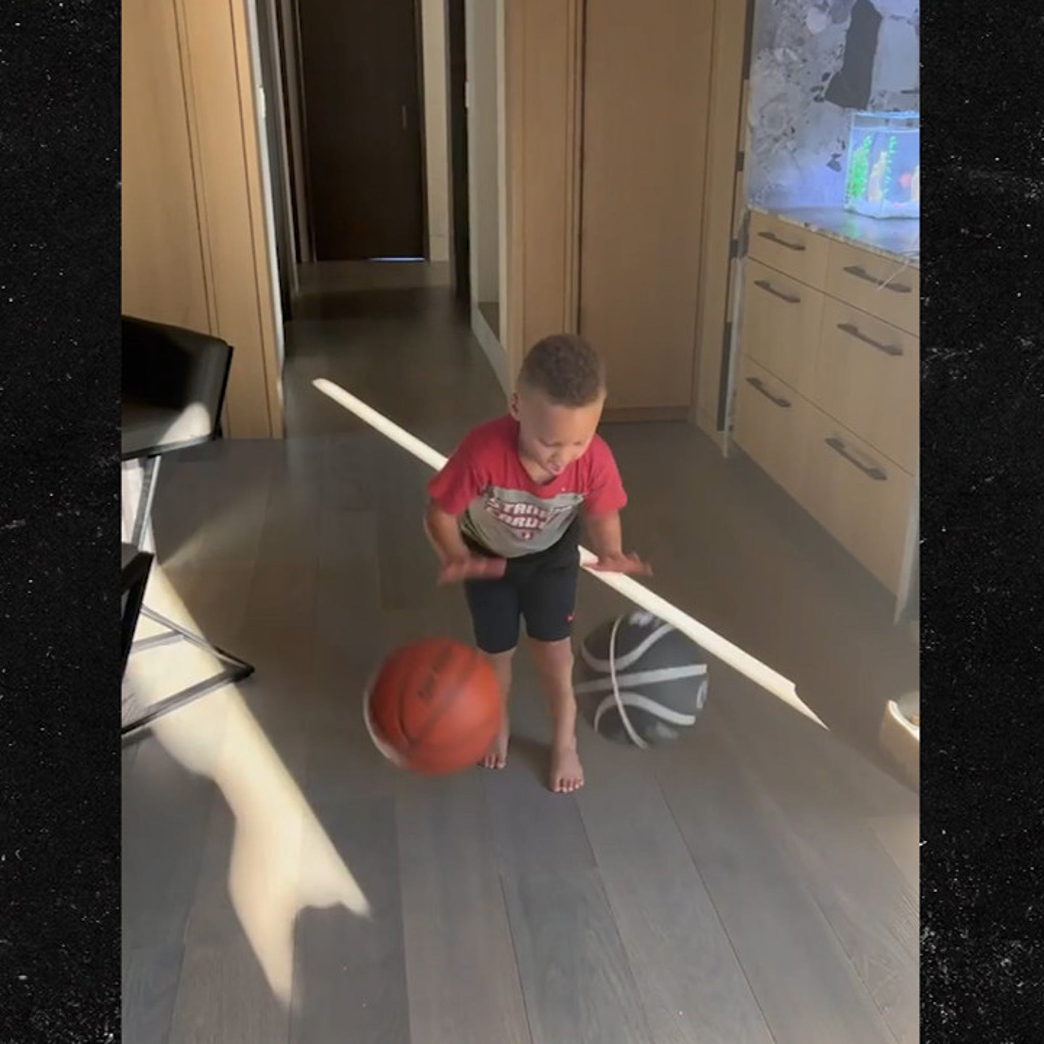 Curry Basketball Player Curry 34 Kids Steph Curry's 3-Year-Old, Canon, Dribbles Two Balls At Once, Just Like  Daddy!