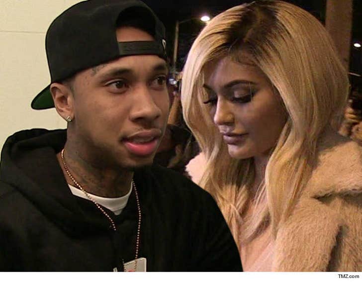 Kylie Tyga -- We're Back In the Friend Zone PHOTOS :: 0617-tyga-kylie-tmz-4