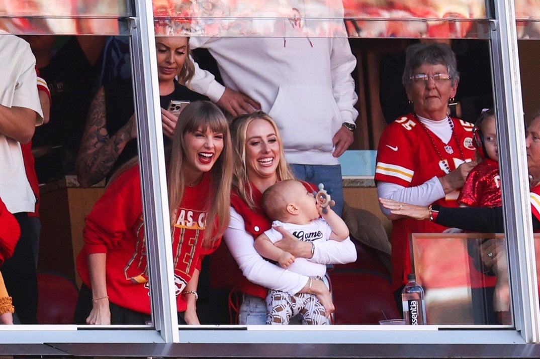 Taylor Swift Brittany Mahomes Celebration Chiefs2