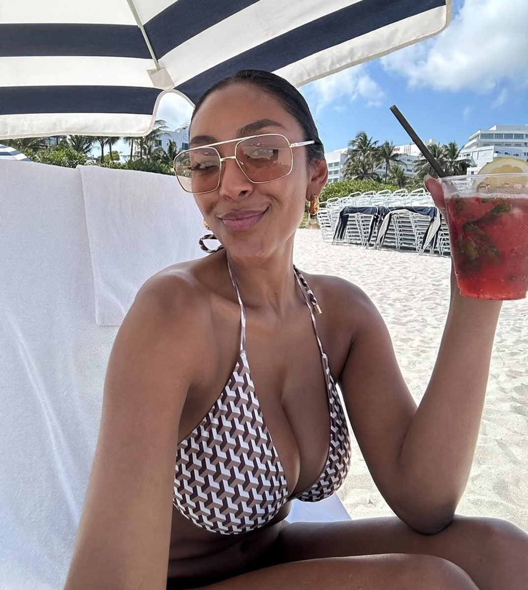 Tayshia Adams