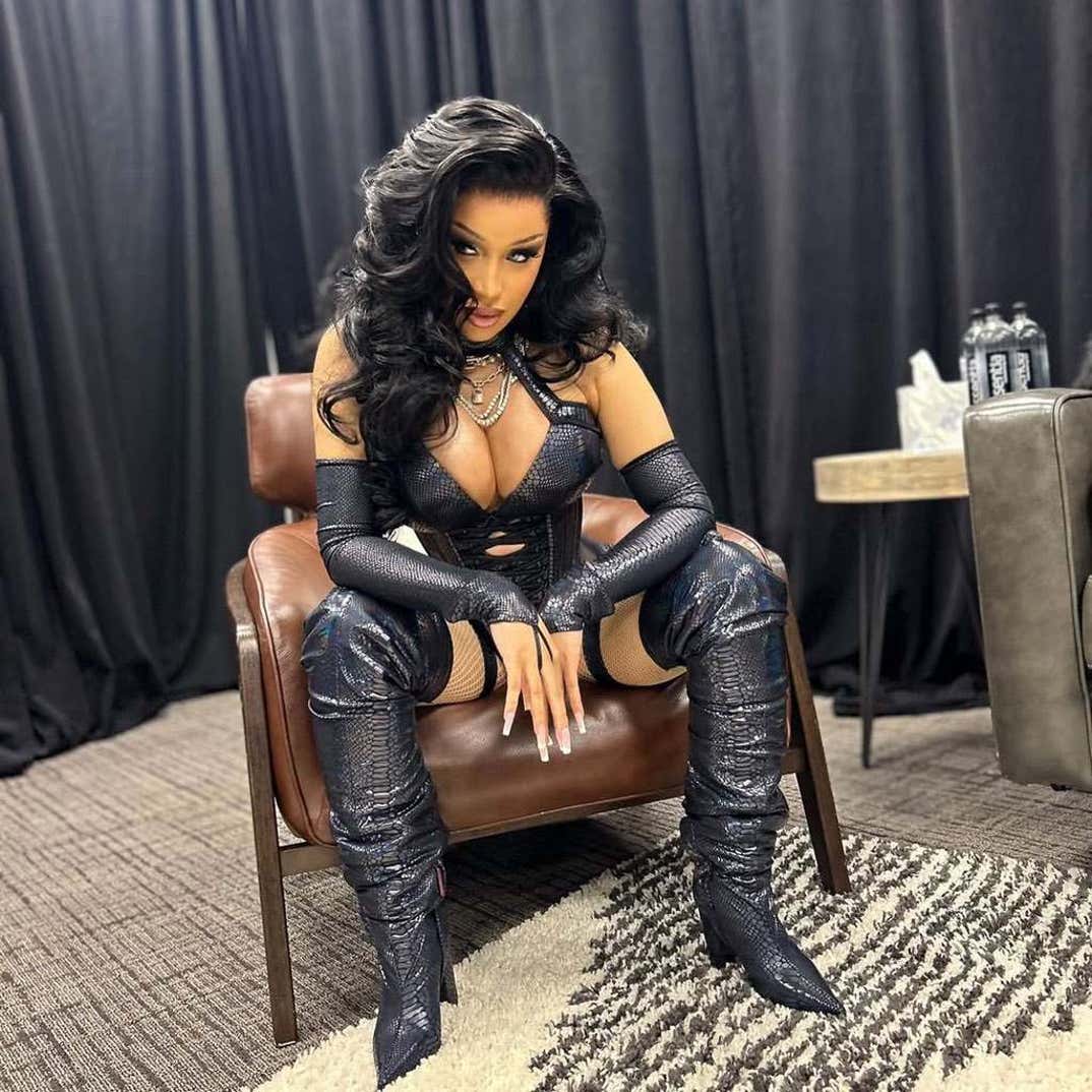 Cardi B Hot Shots 2