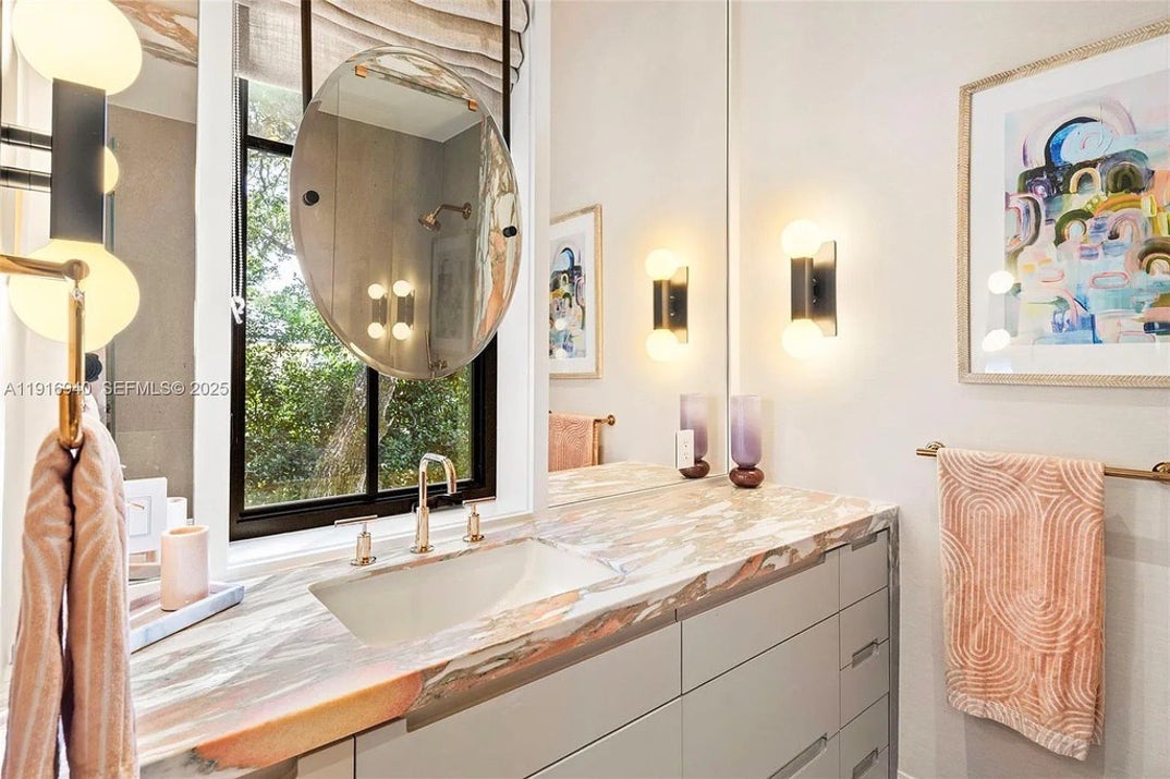 Cameron Diaz Potential Florida Home 9