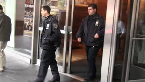 Amanda Bynes -- Cops Return to the Scene of the Bong