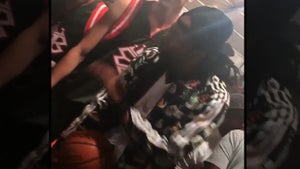 2 Chainz -- Crushes Coaching Debut ... At Rucker Park Hoops Tourney