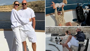 1113-Jason-Statham-Rosie-Huntington-Whiteley-Yacht-Fam-hero