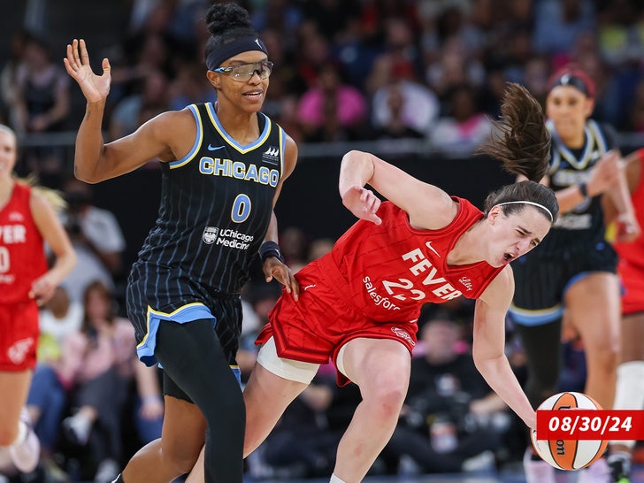 caitlin clark foul sub