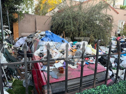 1007-Los-Angeles-Infamous-Trash-House-PRIMARY
