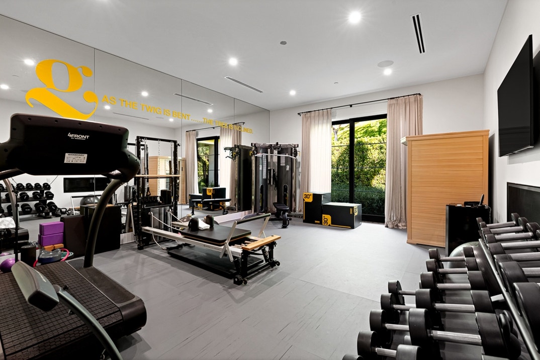 Lori Loughlin & Mossimo Home 28