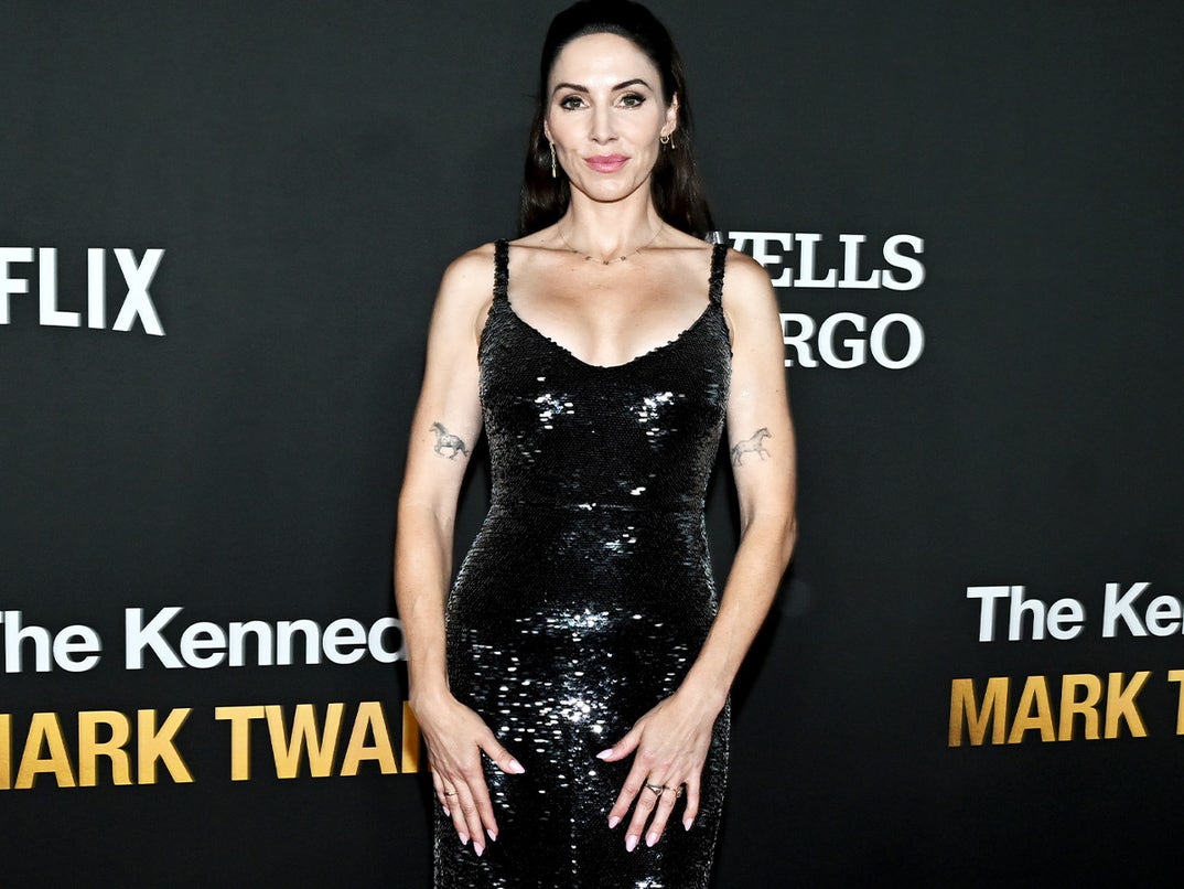 0803-Whitney-Cummings-Black-Sequin-Dress-REVEAL