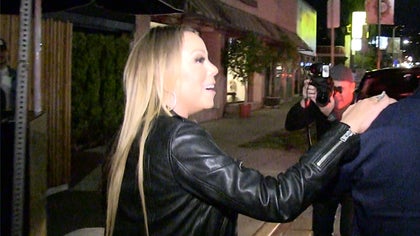 111216_mariah_carey_kal